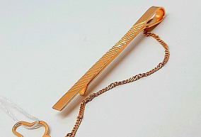 Золотой зажим для галстука