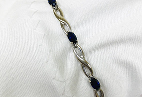 Золотой барслет с синтетическими сапфирами 18 р-р