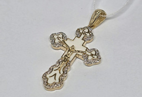 Золотая подвеска крест с бриллиантами и эмалью