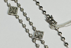 Золотое колье с бриллиантами 70 р-р