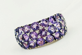 Золотое кольцо с аметистами и бриллиантами 17,5 р-р