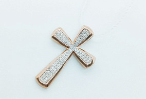 Золотая подвеска с бриллиантами