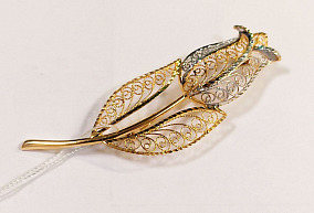 Золотая брошь