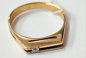 Золотое кольцо с фианитом 18 р-р