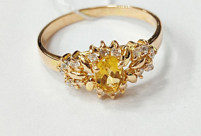 Злотое кольцо с цитрином 17,5р-р
