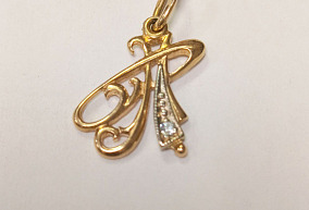 Золотая подвеска  с синтетическим камнем 